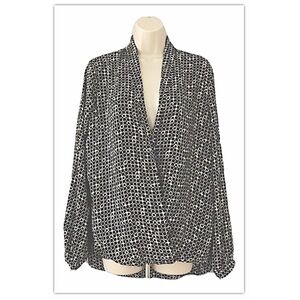 MAX STUDIO Sz L Hi-Lo Blk Wht Spliced Blouse L/S